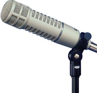 long, silver RE-20 microphone on a mic stand