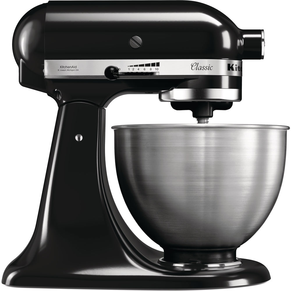 Black Classic mixer with a stainless steel bowl. On the side you can see a lever that controls the mixing speeds, from 1 to 10. 