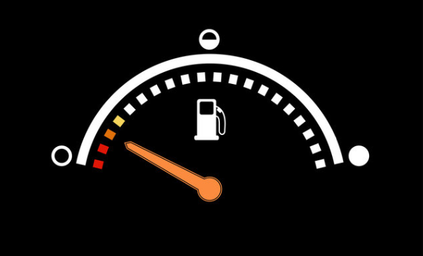 fuel gauge on empty 